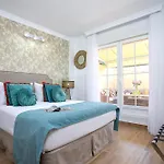 Sunstay Driza Flat Ii